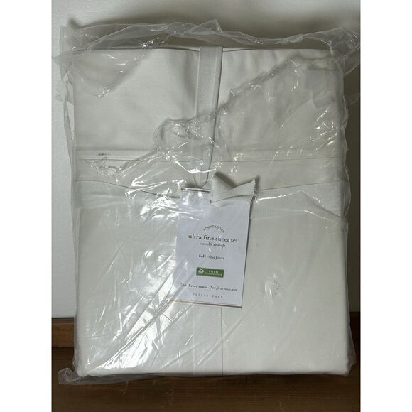 Pottery Barn Foundations Ultra Fine Sheet Set Full 700 Thread Count Ivory - Picture 1 of 8